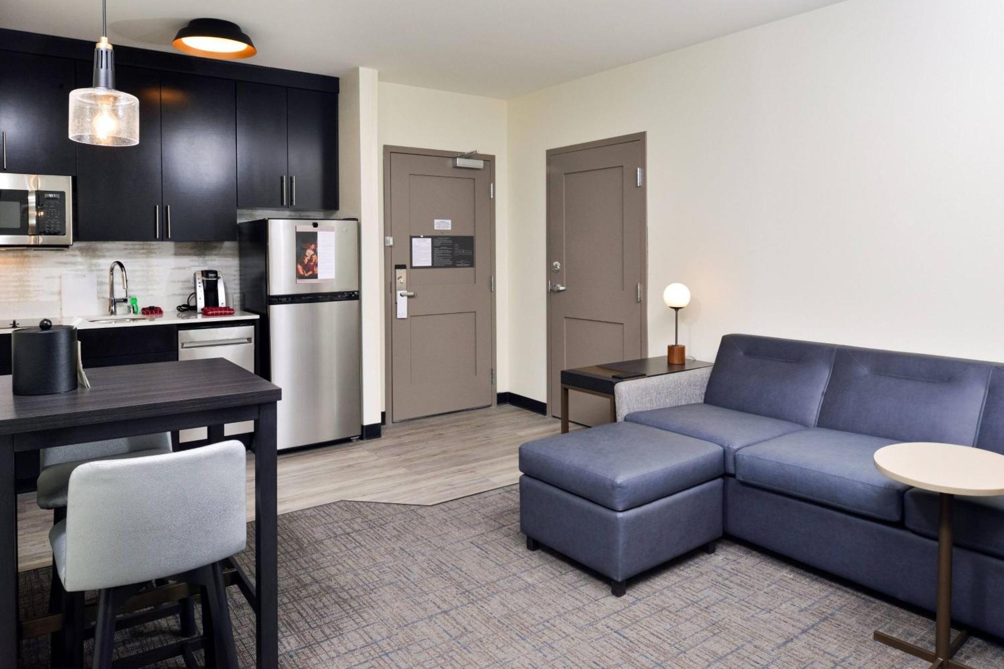 Residence Inn By Marriott Bakersfield West Exterior photo